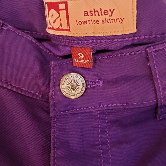 COPY - 👖L.E.I Purple Skinny Jeans - Picture 2 of 5